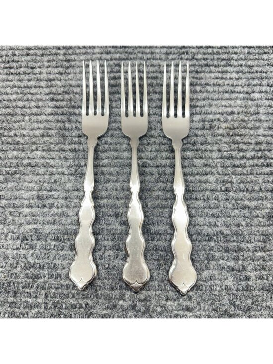 Oneida Other - Lot Of 3 Oneida VALERIE Dinner Forks Distinction Deluxe HH Stainless